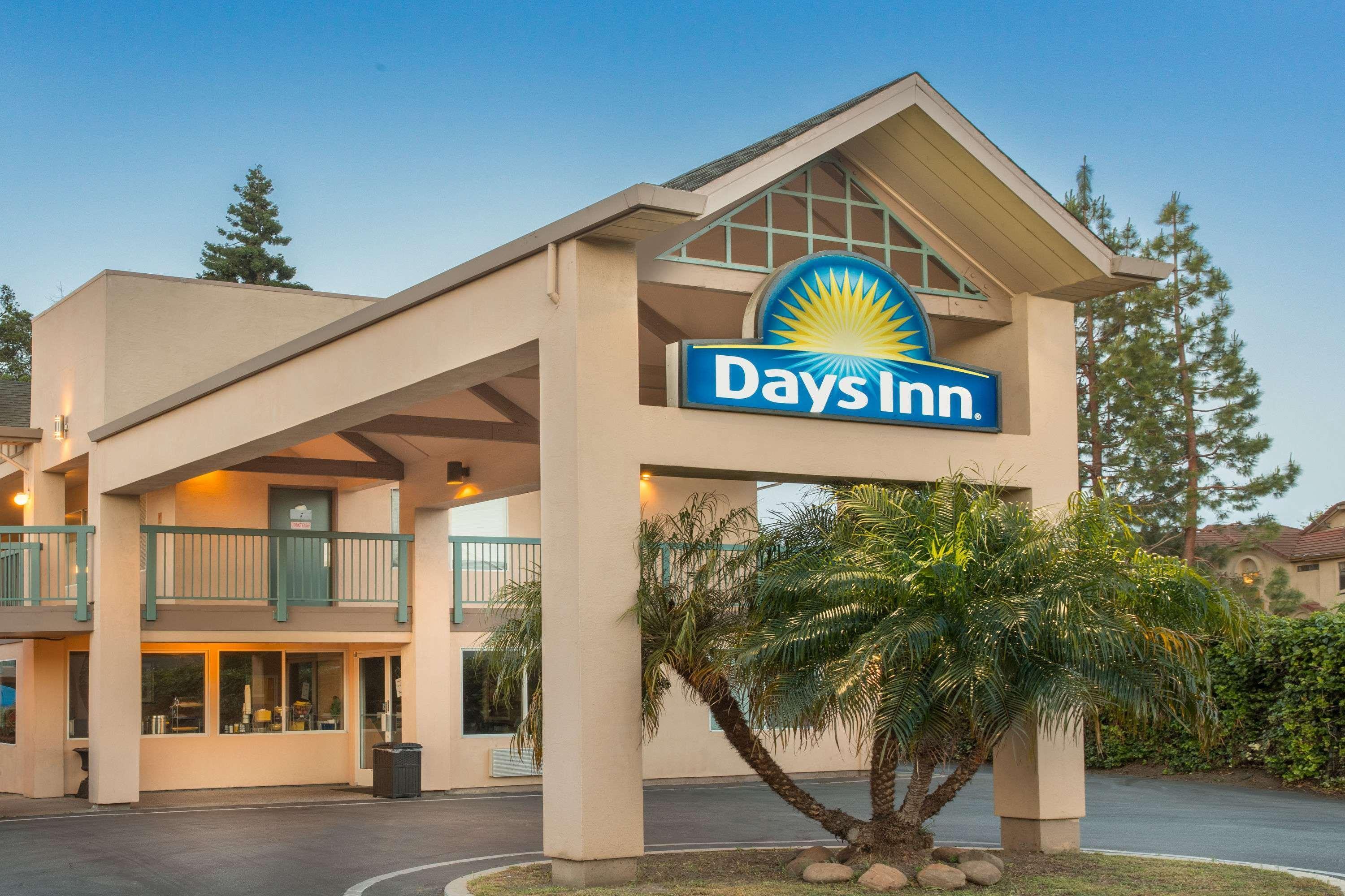 Days Inn By Wyndham Redwood City Dış mekan fotoğraf
