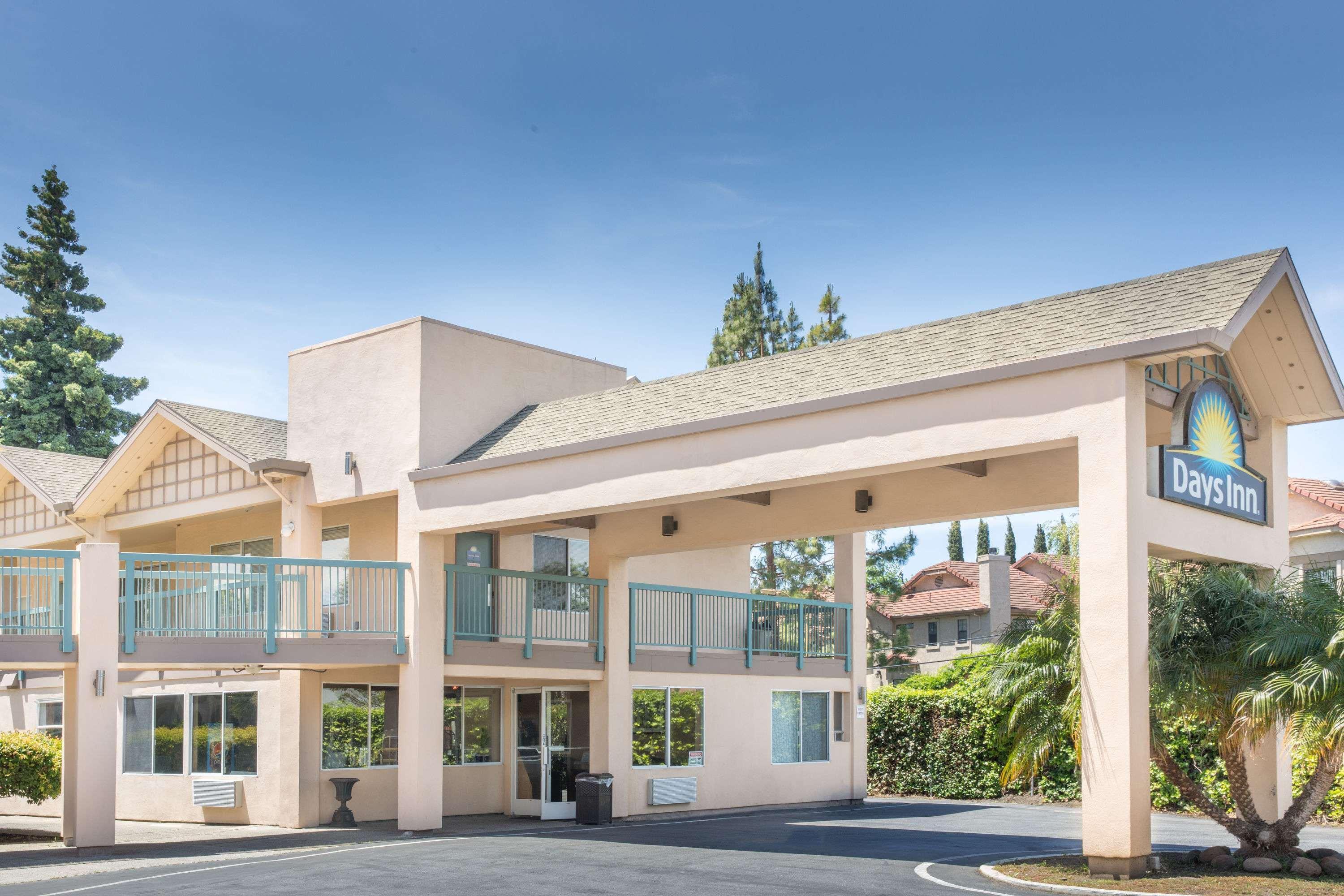 Days Inn By Wyndham Redwood City Dış mekan fotoğraf